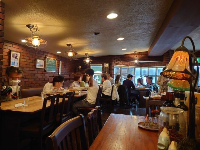 【東京コーポの街さんぽ】La Pineta Tokyo