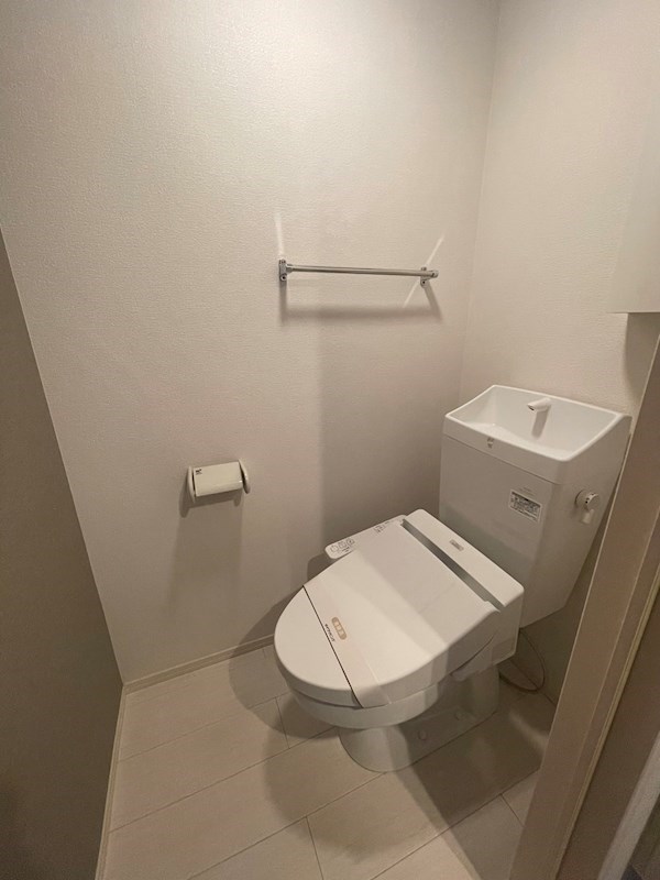 CRESCENTE経堂　壱番館 トイレ