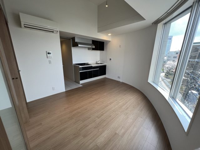 【RENT】コンクリ打ちっ放しのデザイナーズマンション