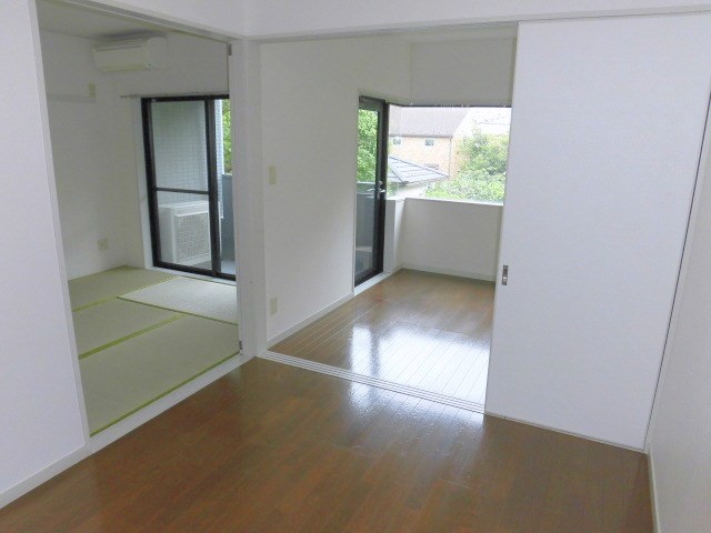 アーバン祖師谷 別部屋の参考写真です