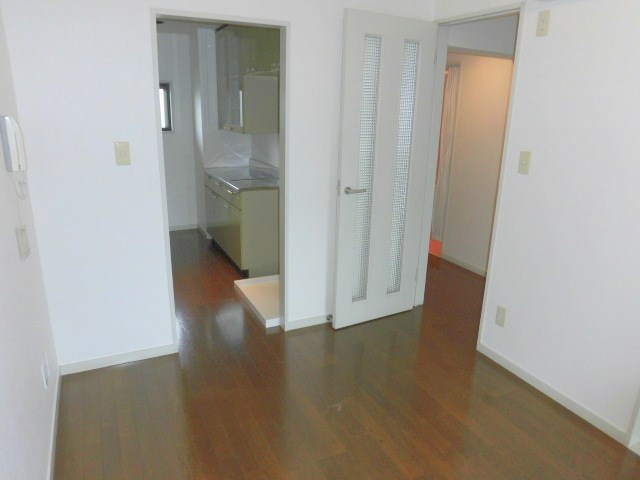 アーバン祖師谷 別部屋の参考写真です