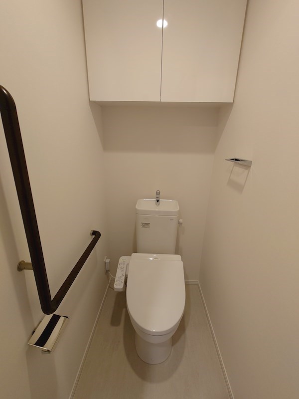 パークアクシス千歳船橋 ※写真は反転タイプの別部屋です。