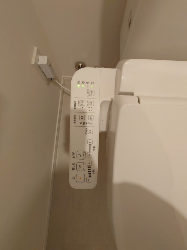 パークアクシス千歳船橋 ※写真は反転タイプの別部屋です。