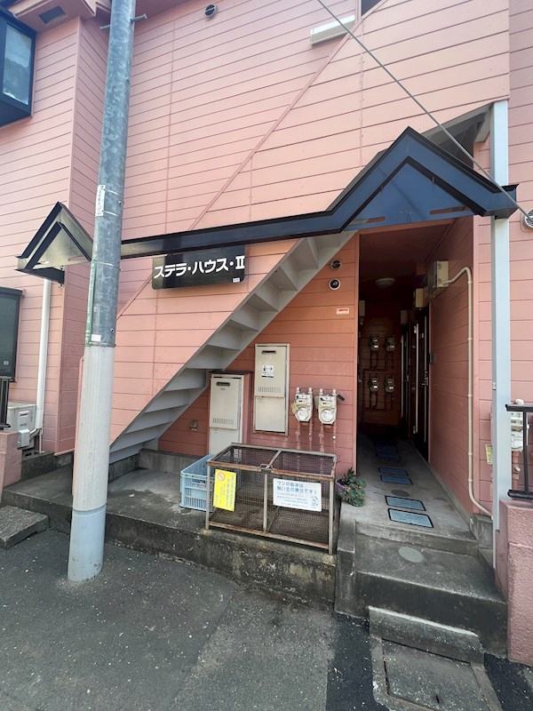 ステラハウスⅡ エントランス